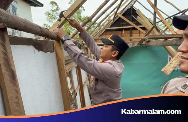 Aksi Nyata Polda Sumsel: Bangun Kembali Asa Lansia Korban Puting Beliung di Ogan Ilir