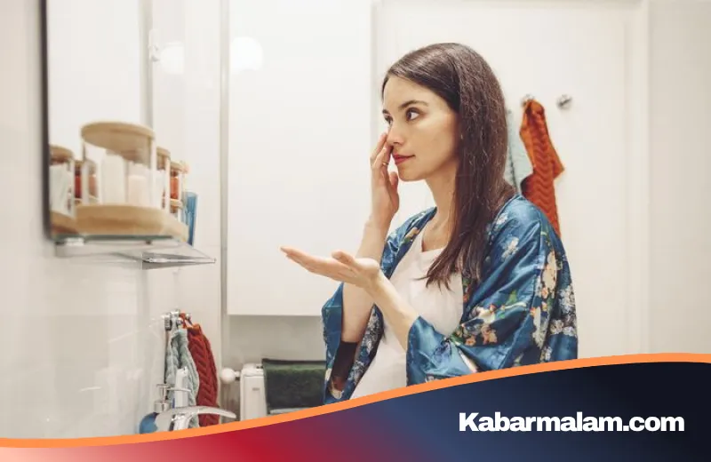 Bumil Wajib Waspada! Ini 7 Bahan Skincare Populer yang Ternyata Berbahaya bagi Janin