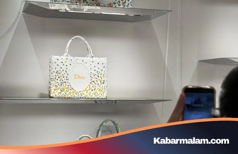 Elegansi Tanpa Batas: Mengupas Debut Koleksi Dior Spring-Summer 2026 Karya Jonathan Anderson di Jakarta