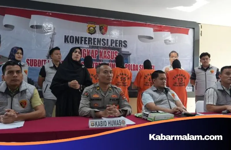Gerebek Industri Miras Oplosan Skala Besar, Polda Sumsel Sita Puluhan Ribu Botol 'Maut'