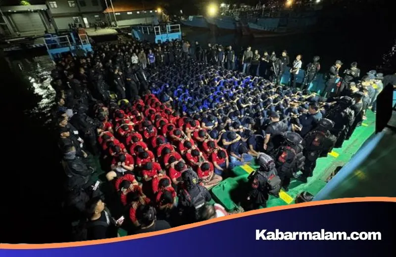 Ketegasan Tanpa Ampun: 263 Napi Berisiko Tinggi Dipindahkan ke 'Pulau Penjara' Nusakambangan