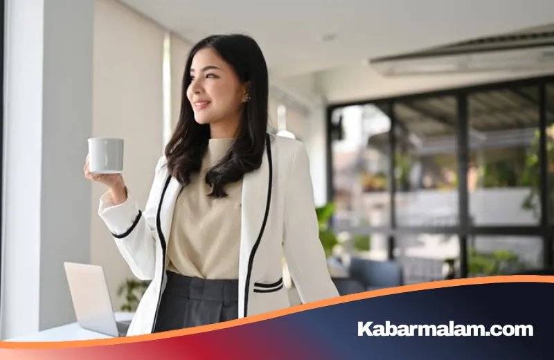 Menembus Batas Algoritma: CEO LinkedIn Beberkan 5 'Senjata Pamungkas' Manusia Agar Tak Tergusur AI