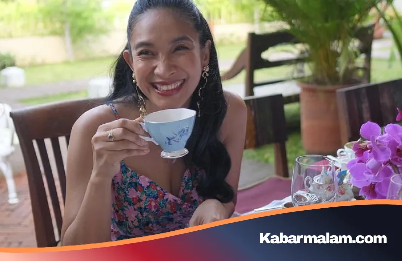 Menghadapi 'Kabut Otak' di Usia 46, Happy Salma Berbagi Kisah Bijak Lewati Masa Perimenopause