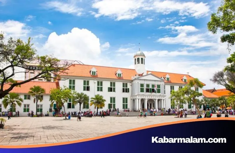 Peringatan Paskah 2026: Akses Taman Fatahillah Dibatasi Sementara, Cek Jadwal dan Rute KRL Terbaru