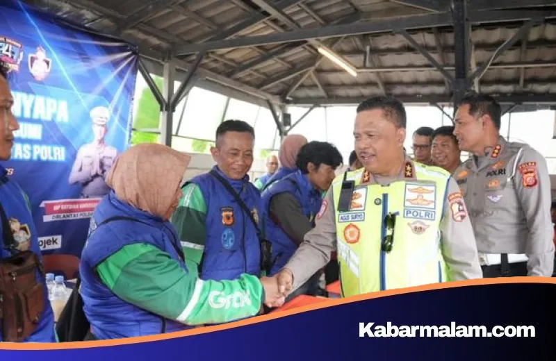 Sentuhan Humanis Kakorlantas Polri di Sukabumi: Rangkul Komunitas Ojol Jelang Momentum May Day