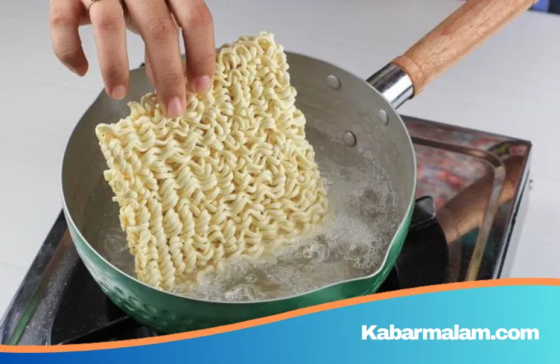 Standar Keamanan Pangan Diperketat, BPOM Rilis Aturan Baru Batas Cemaran Mikroba pada Mi Instan dan Minuman Serbuk