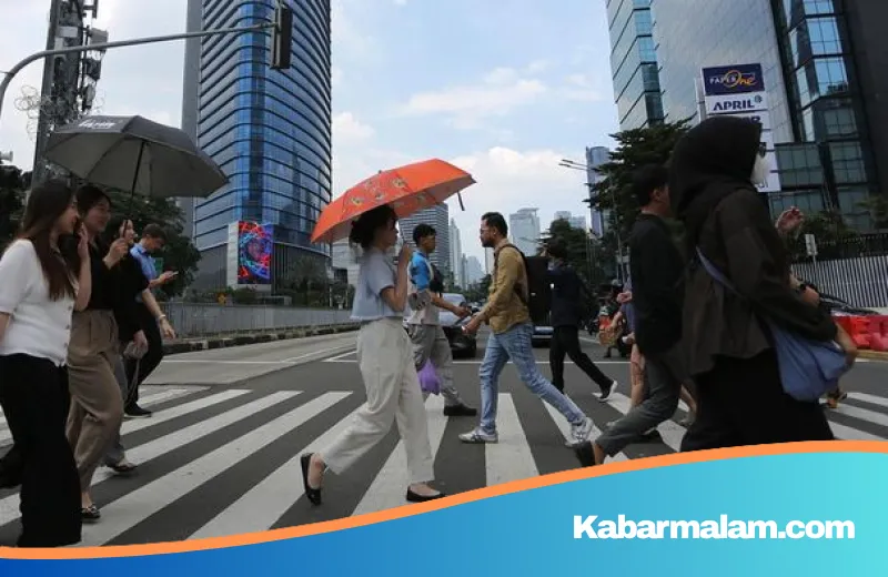 Suhu Udara Jabodetabek Menyengat Bak 'Mendidih', Begini Penjelasan Lengkap BMKG