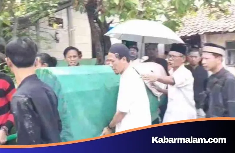 Tragedi Stasiun Bekasi Timur: Kepergian Nurlela, Sosok Guru SD Berdedikasi yang Meninggalkan Duka Mendalam bagi Jakarta
