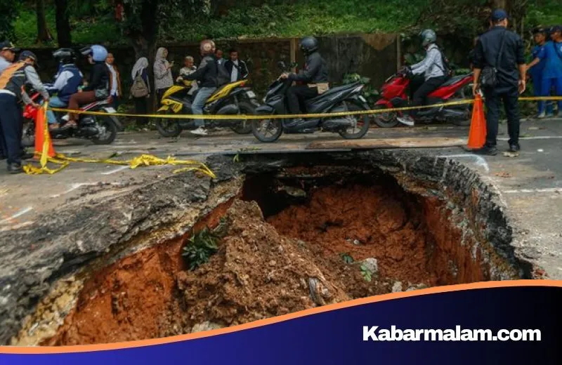 Antisipasi Jalan Amblas, Dinas SDA DKI Jakarta Mulai Petakan Kembali Saluran Air Lawas yang Terlupakan