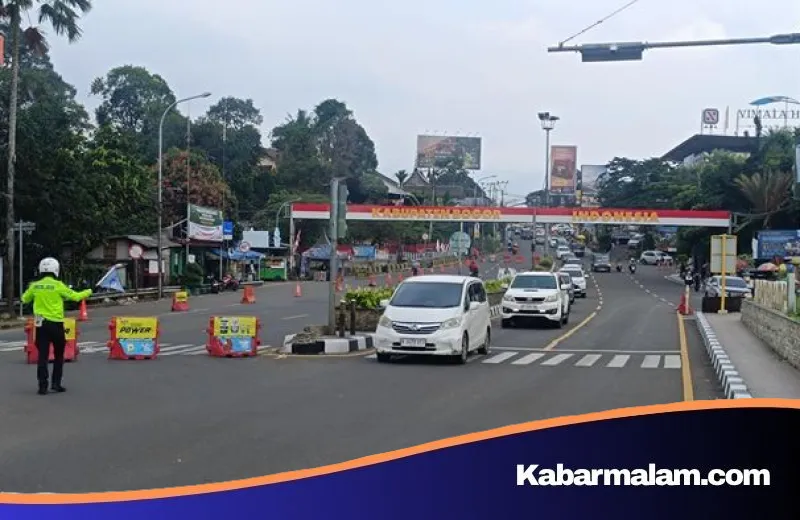 Antisipasi Lonjakan Wisatawan, Satlantas Polres Bogor Siagakan 180 Personel di Jalur Puncak dan Sentul