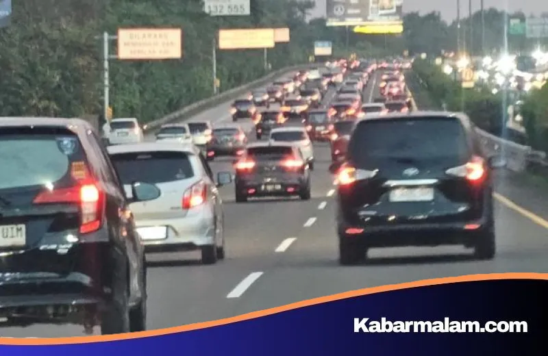 Insiden Pecah Ban Massal di Tol Jagorawi: Jasa Marga Pastikan Ganti Rugi bagi Korban