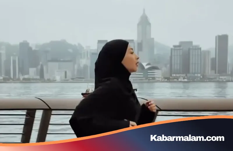 Inspirasi OOTD Hijab Lari ala Nikita Willy: Tetap Modis dan Santun dalam Balutan Busana Longgar