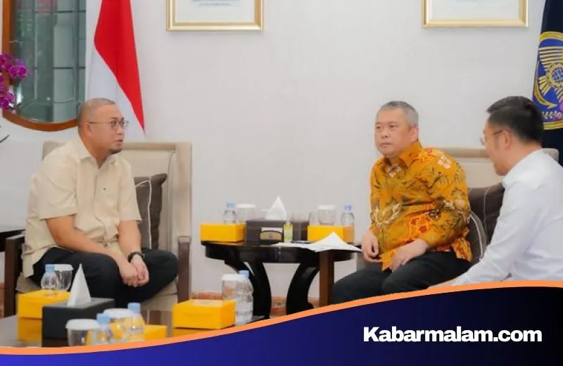 Kabar Gembira bagi Warga Sumbar, Andre Rosiade Pastikan Anggaran 165 Penjaga Perlintasan KA Aman Hingga 2026