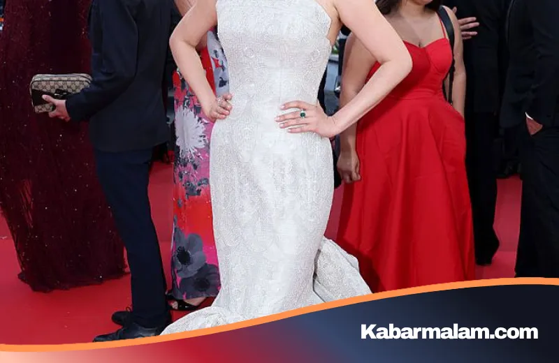 Kemilau Budaya di Cannes 2026: Bedah Eksklusif Gaun 'Oyster' Raline Shah Karya Sapto Djojokartiko