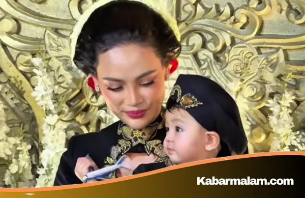 Ketegaran Erika Carlina Menjalani Peran Single Mom: Ubah Hujatan Menjadi Kekuatan Demi Sang Buah Hati