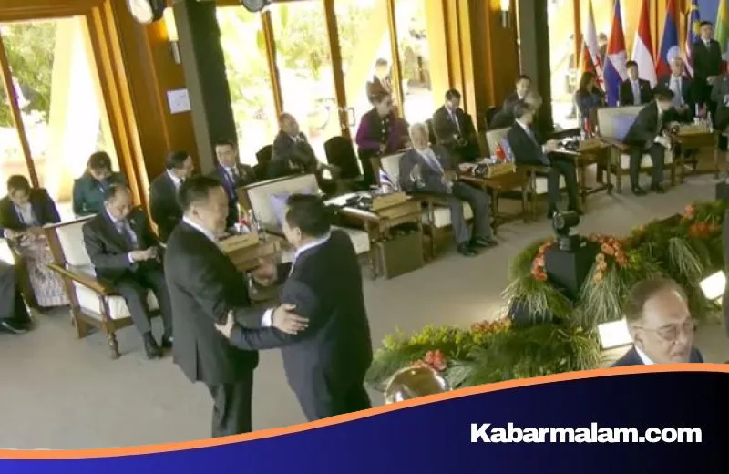 Momen Hangat di Cebu: Diplomasi 'Rangkulan' Prabowo dan PM Thailand di KTT ASEAN ke-48