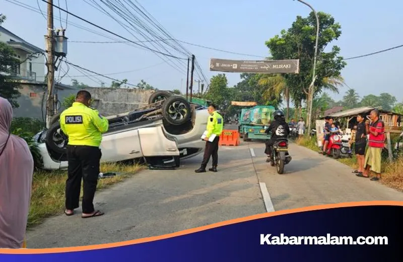 Pajero Sport Terbalik di Serang Usai Tabrak Dua Bocah SD dan Seorang Wanita, Begini Kronologinya