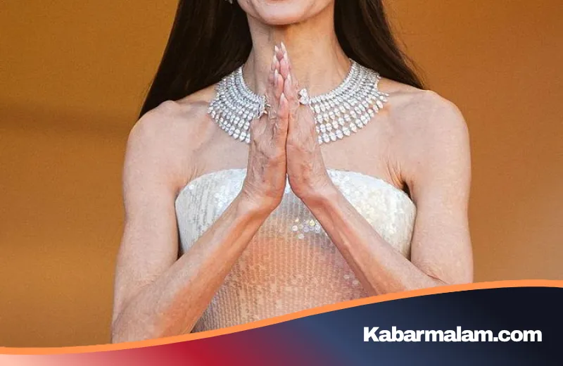 Pesona Abadi Demi Moore di Cannes Film Festival 2026: Tampil Glamor dengan Gaun Jacquemus yang Memikat