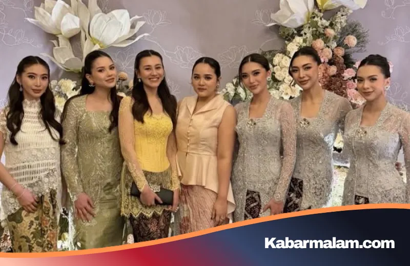 Pesona Alyssa Daguise Tampil Menawan dengan Kebaya Sage Green, Tetap Ramping Hanya 2 Minggu Pasca Melahirkan