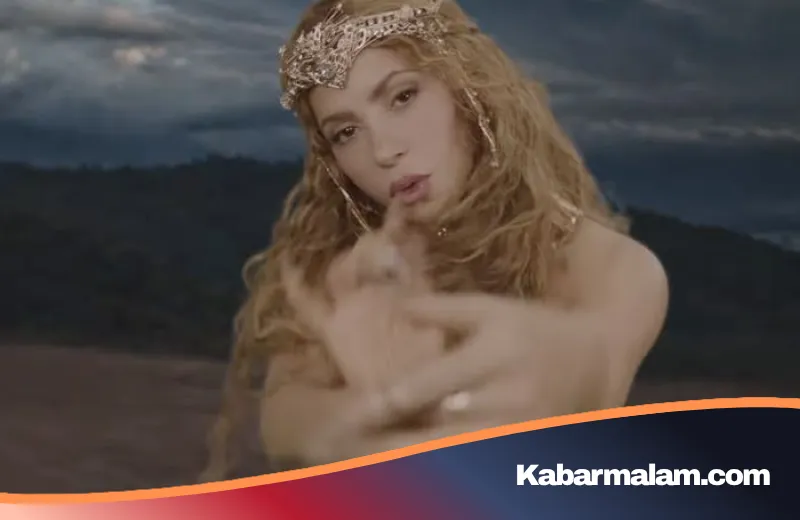 Sentuhan Magis Rinaldy Yunardi Kembali Hiasi Kepala Shakira dalam Video Klip 'Choka Choka'