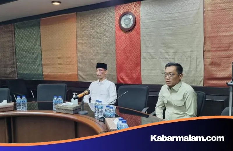 Teguran Keras Gerindra untuk Anggota DPRD Jember yang Kedapatan Merokok dan Main Game Saat Rapat