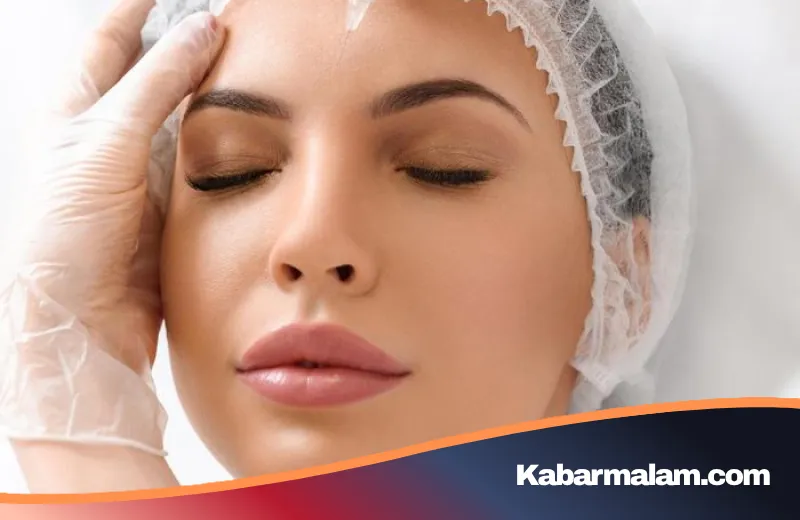 Wajah Mulus Tapi Emosi 'Membeku': Menelisik Dampak Tak Terduga Botox dalam Hubungan Asmara