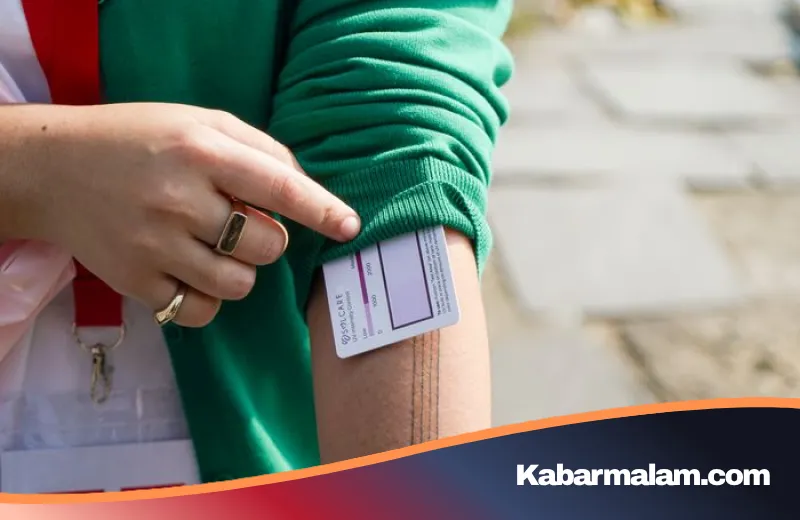 Bukan Sekadar Tren, Ini Alasan 'Jaket Telor' Viral Jadi Senjata Andalan Commuter Jakarta