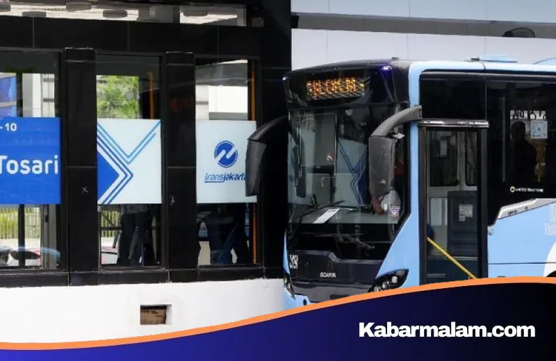 Demo Mahasiswa di Bundaran HI, Cek Update Pengalihan Rute Transjakarta Hari Ini