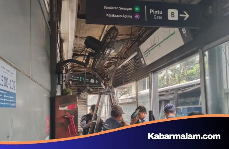 Dihantam Truk Misterius, Halte Transjakarta Tebet Eco Park Tetap Beroperasi Normal Meski Rusak Parah
