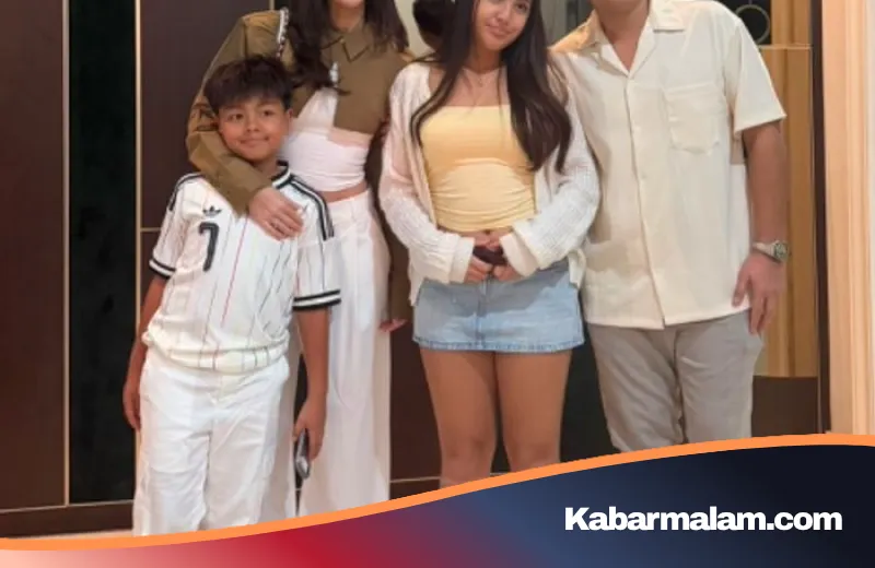 Gaya Estetik Mikhayla Bakrie di Ultah ke-14, Sepatu 'Belel' Berharga Fantastis Jadi Sorotan