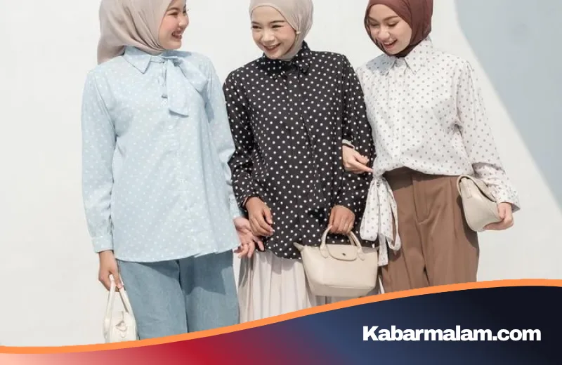 Gaya Retro yang Timeless: 6 Inspirasi Padu Padan Kemeja Polkadot untuk Hijabers Modern