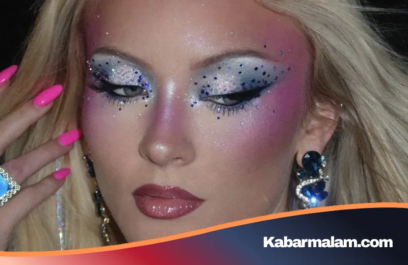Kebangkitan Eyeshadow Biru: Transformasi Tren 'Jadul' Menjadi Ikon Kecantikan Modern 2026
