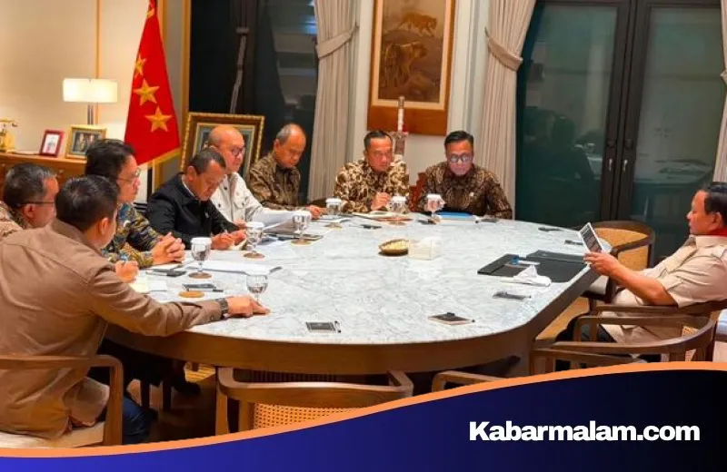Kertanegara Jadi Saksi, Presiden Prabowo Kumpulkan Menteri Kabinet Merah Putih Bahas 'Hujan' Investasi Asing