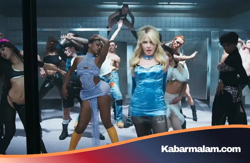 Madonna Gebrak Panggung Seni Visual: Dari 'Cone Bra' Legendaris hingga Gaun PVC di Proyek 'Confessions II'