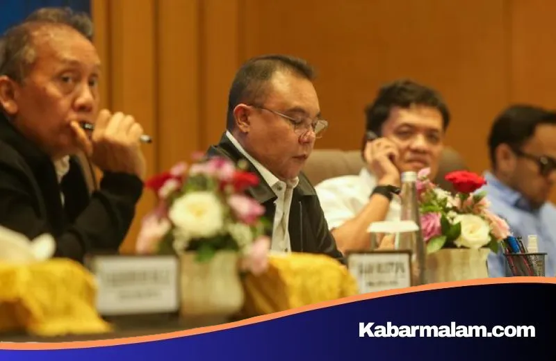 Mahasiswa Geruduk Senayan, Tuntut DPR Jadi Penyambung Lidah Rakyat Soal BBM dan Stabilitas Ekonomi