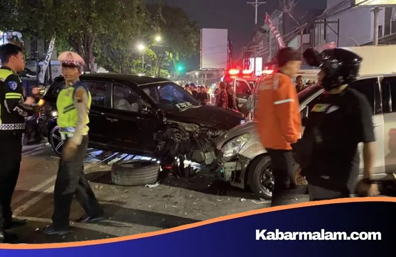 Malam Mencekam di Semarang: Tabrakan Beruntun Libatkan 5 Kendaraan, Pengemudi Hyundai Diburu Polisi