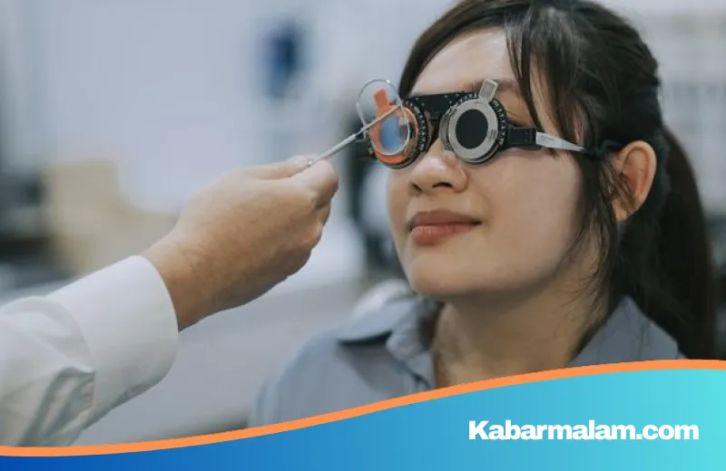 Mengenal Presbiopia: Mengapa Mata Bisa 'Menua' Lebih Cepat dan Bagaimana Cara Mencegahnya?