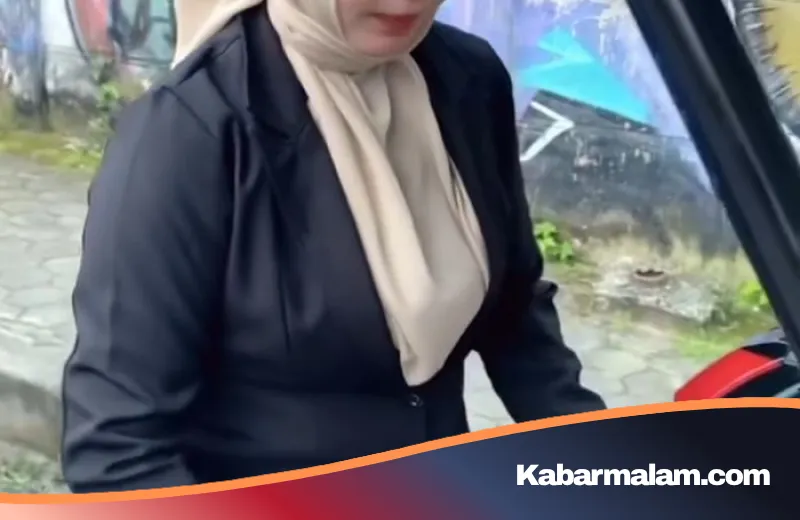 Pesona Elma Nurmala, Penjual Cilok Stylish di Lampung yang Viral Dikira Pegawai Bank