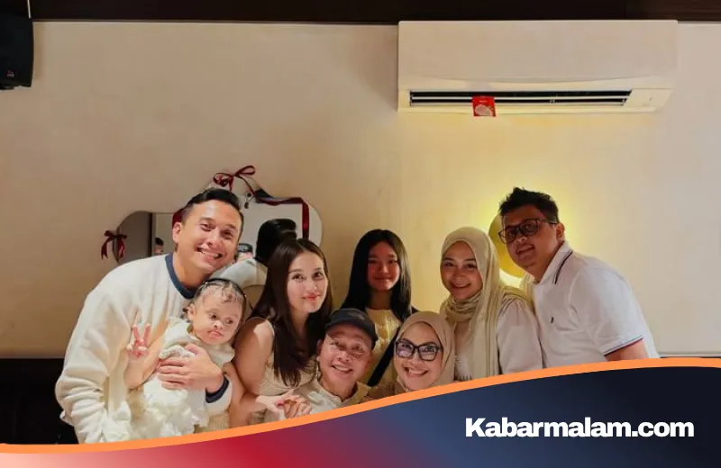 Potret Kompak Ayu Ting Ting dan Kevin Gusnadi di Ulang Tahun Ayah Rozak, Sinyal Hubungan Serius?