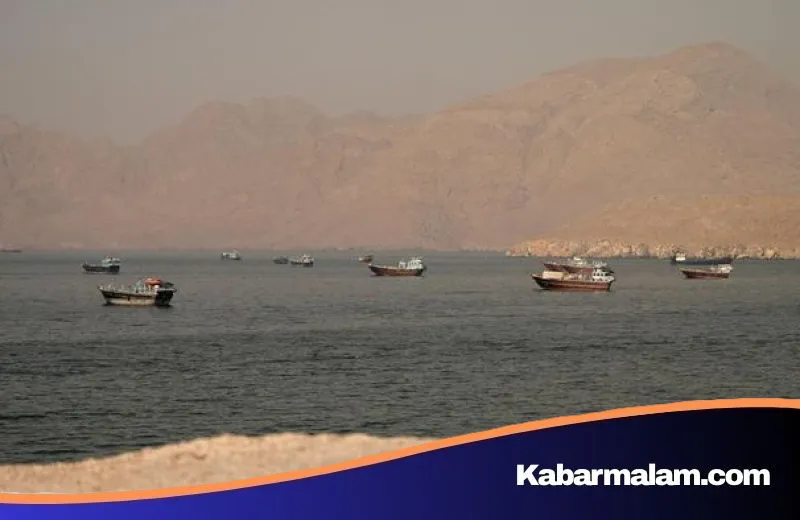 Tensi Global Memanas: Iran Resmi Tutup Selat Hormuz Usai Israel Gempur Lebanon Selatan