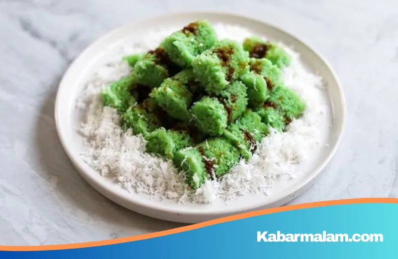 Waspada Bahaya Karsinogenik: Mengapa Pipa PVC Dilarang untuk Mengukus Kue Putu?