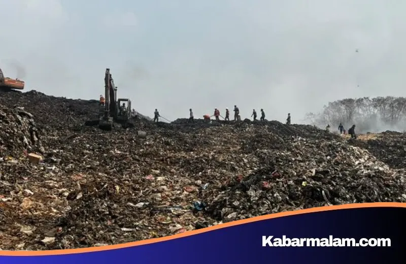 Api Berkobar 5 Hari di TPA Jatiwaringin, Krisis Sampah Tangerang Meluas Hingga 15 Hektar