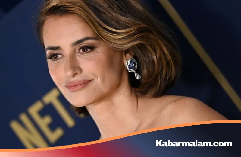 Kado Mobil dari Bono U2 Jadi Titik Balik Penelope Cruz Lawan Trauma Masa Kecil demi SIM