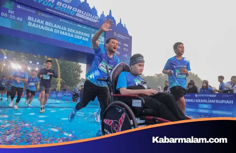 Momen Hangat di Borobudur Playon 2026: Ahmad Luthfi Dorong Kursi Roda Putranya Sambil Edukasi Cinta Rupiah